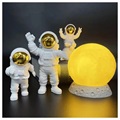 Dekorativ Astronauten-Figuren mit Mond Lampe - Gold / Gelb